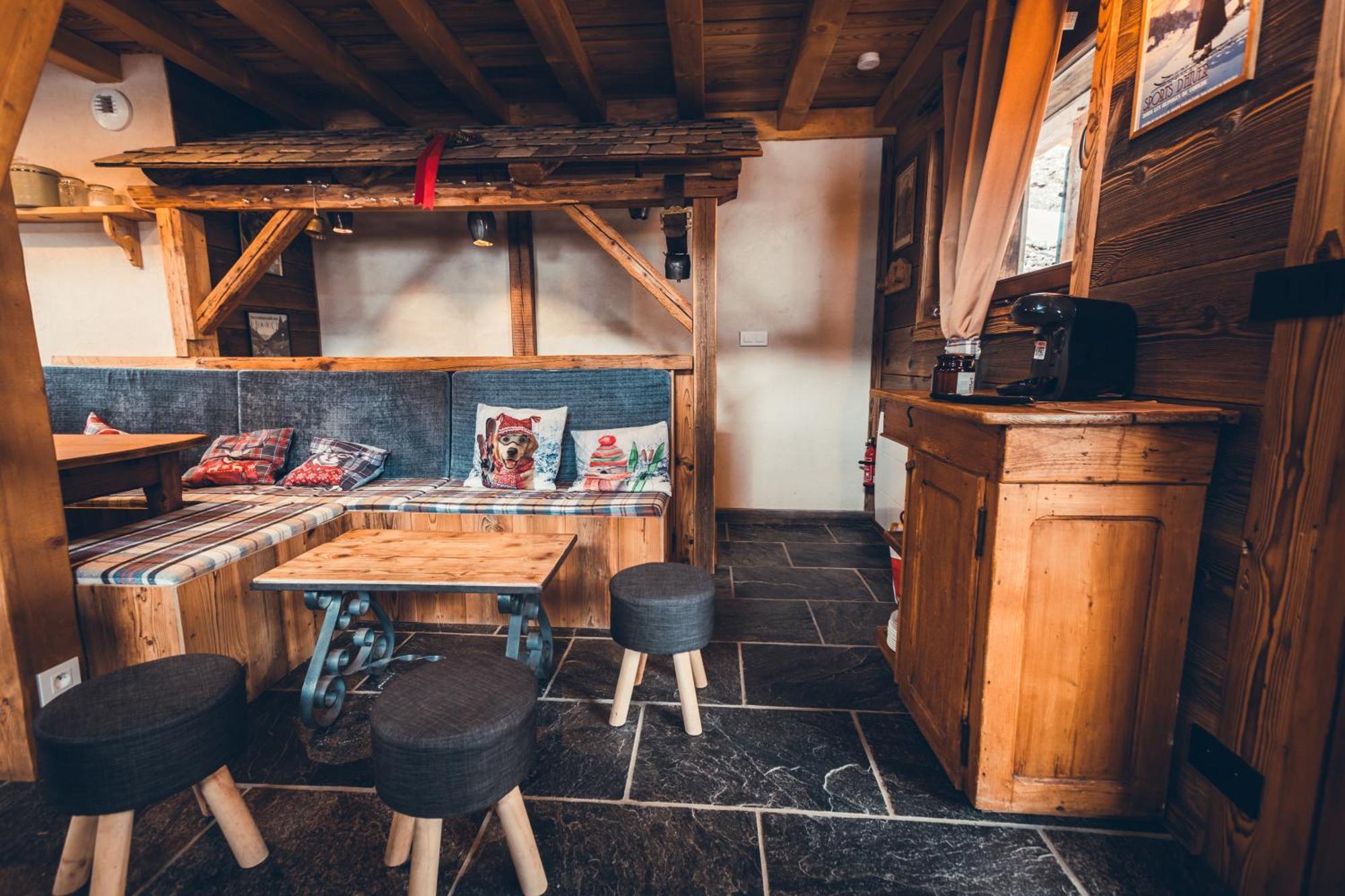 Savoya Chalet *