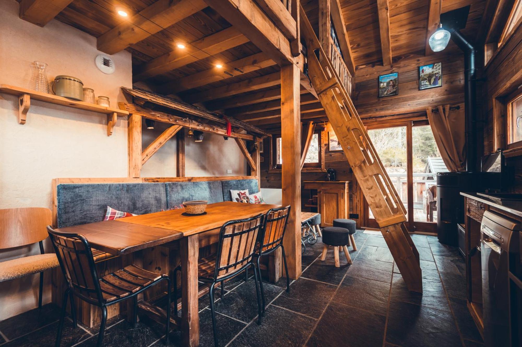Savoya Chalet