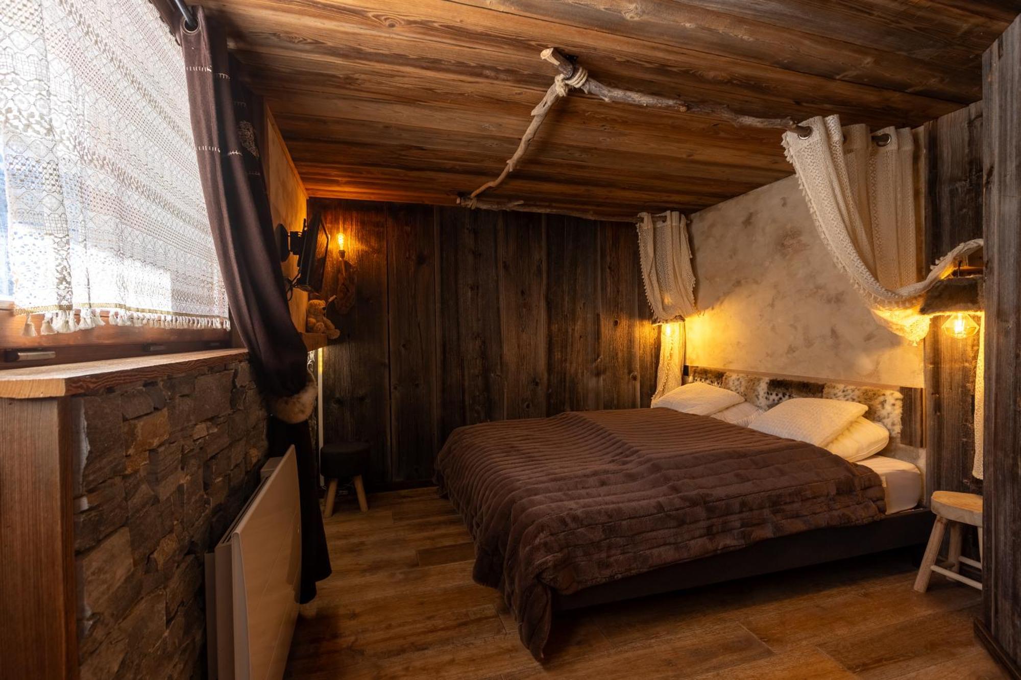 Savoya * Châtel